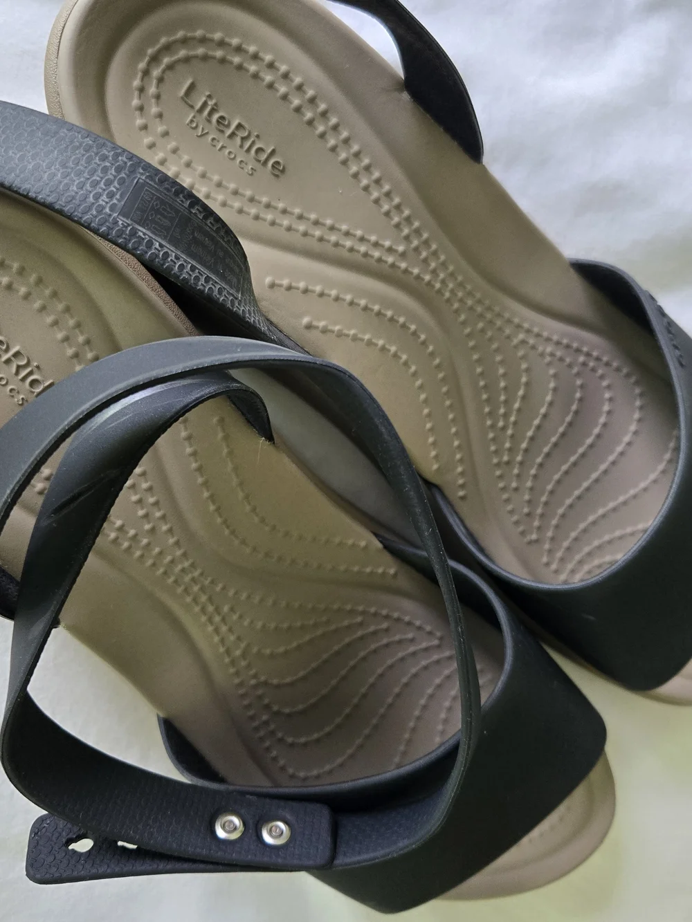 CROCS Brooklyn Ankle Strap Wedge, Black & Tan Wedge Sandals with Ankle Strap - Picture 10 of 16